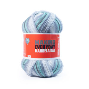 67 Blankets Dk Print (300G) Colour 13- PEPPERMINT PARADE
